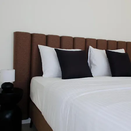Apartment Olivetum Luxury With Pool